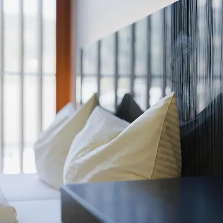 Z - Self Checkin Motel